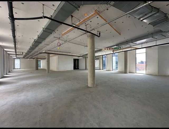 1,601M² OFFICE TO LET IN SANDTON CENTRAL